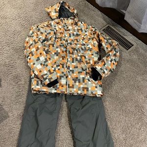 Orage brand ski/snowboard outfit
